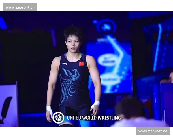 摔跤比赛冠军背后的艰辛历程与荣耀时刻解析